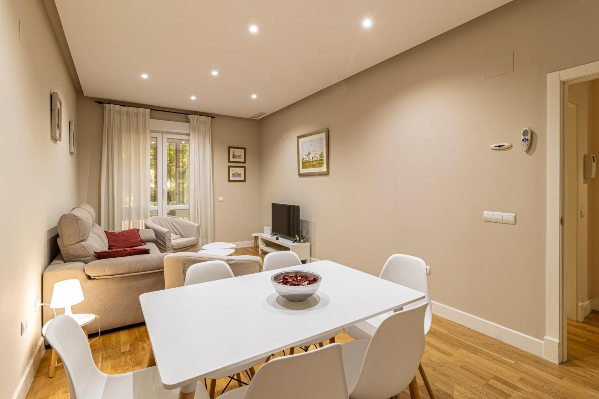 Allo Apartments Santo Domingo 2 Habitaciones - Parking Jerez de la Frontera Ngoại thất bức ảnh