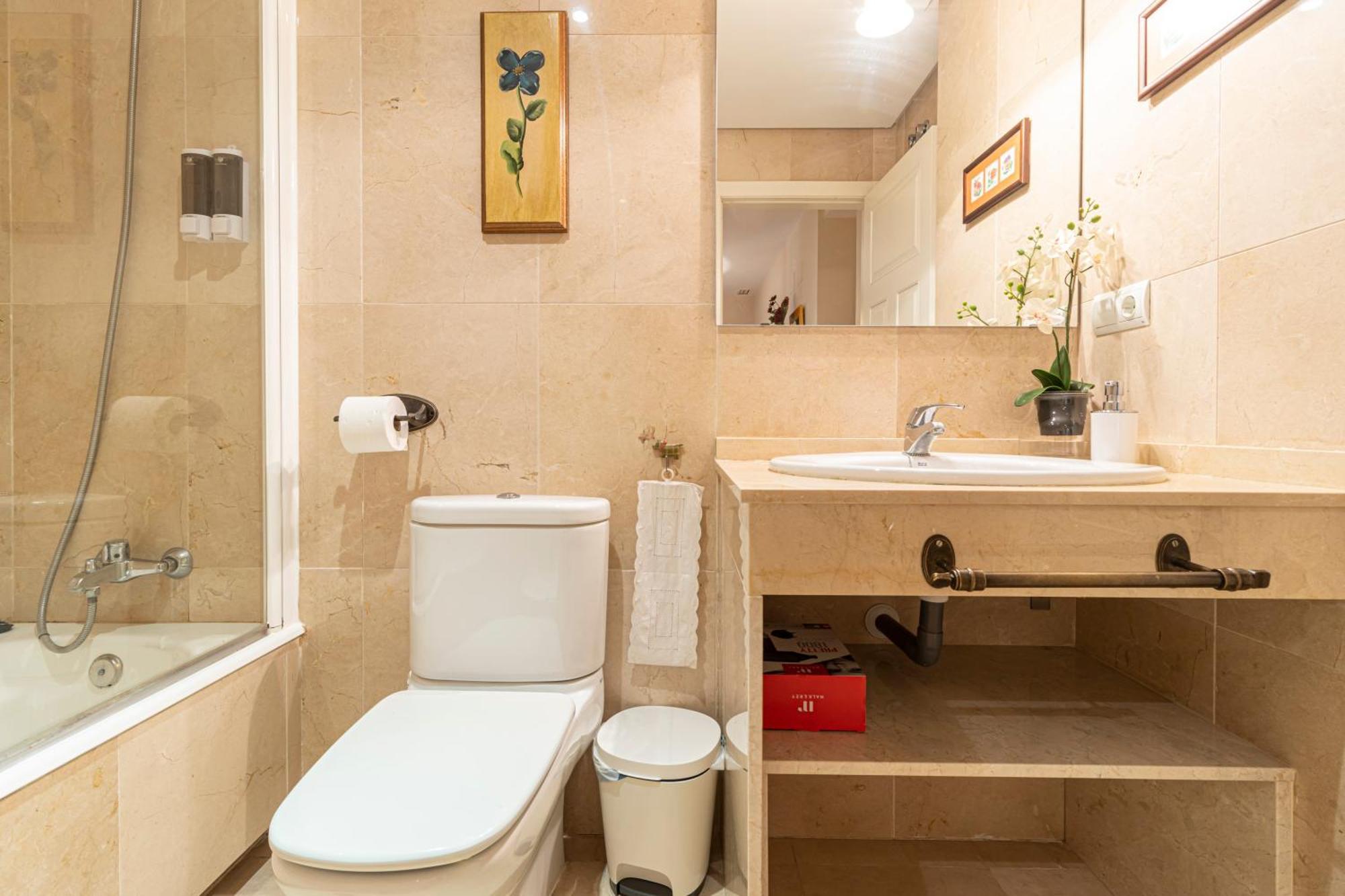Allo Apartments Santo Domingo 2 Habitaciones - Parking Jerez de la Frontera Ngoại thất bức ảnh